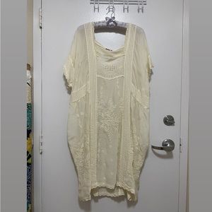 Johnny was , off white coloured dress/cover up